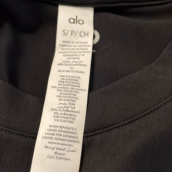 NWT Alo Yoga Conquer Reform Crewneck Short Sleeves in Black Size S - Picture 11 of 12